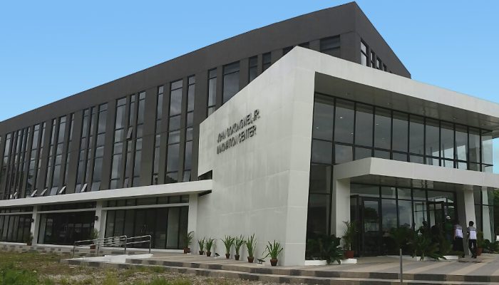 01 The Innovation & Entrepreneurship Center