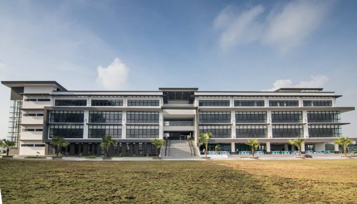 05 The Vermosa Senior High School Building