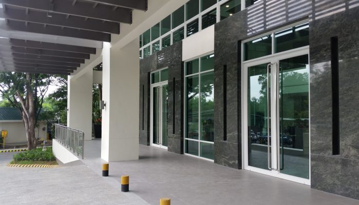 08 DLSUMC Medical Arts Center