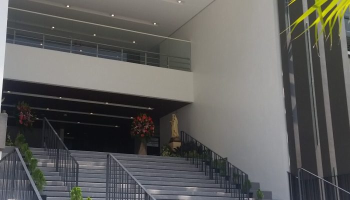 10 The Vermosa Senior High School Building